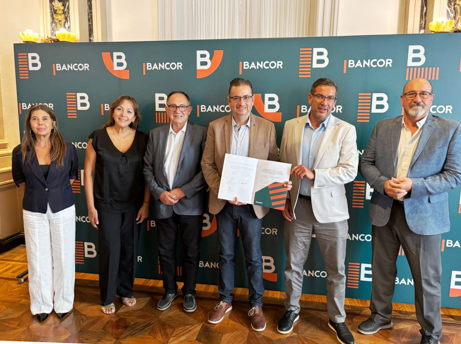 Federaciones cooperativas y mutuales podrán ampliar el acceso a servicios financieros